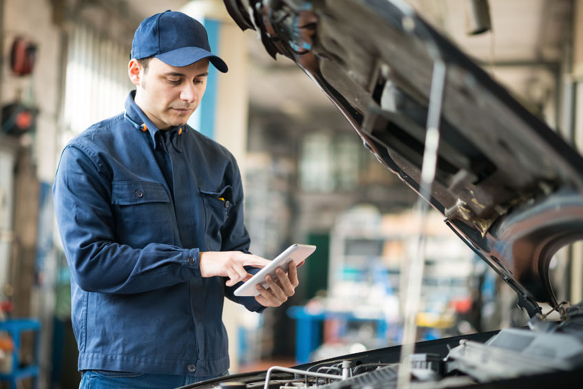 the-evolution-of-the-automotive-service-technician-role-hireology